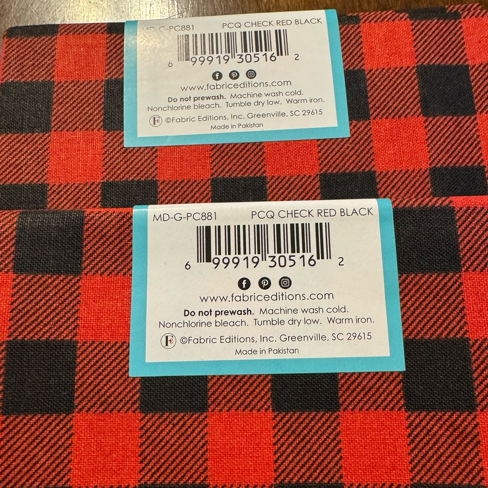 Create It Red and Black Buffalo Check Fat Quarters 100% Cotton Fabric - Picture 4 of 4